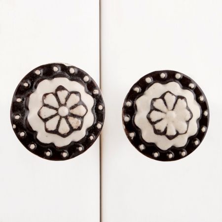 White Floral Black Circle Knob